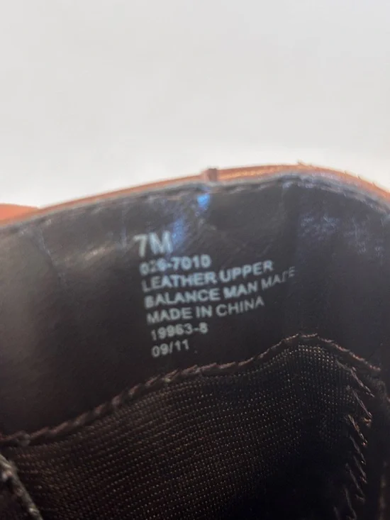 Strictly Comfort Brown Leather Ankle Boots Size 7M Zip Buckle - Picture 2 of 10